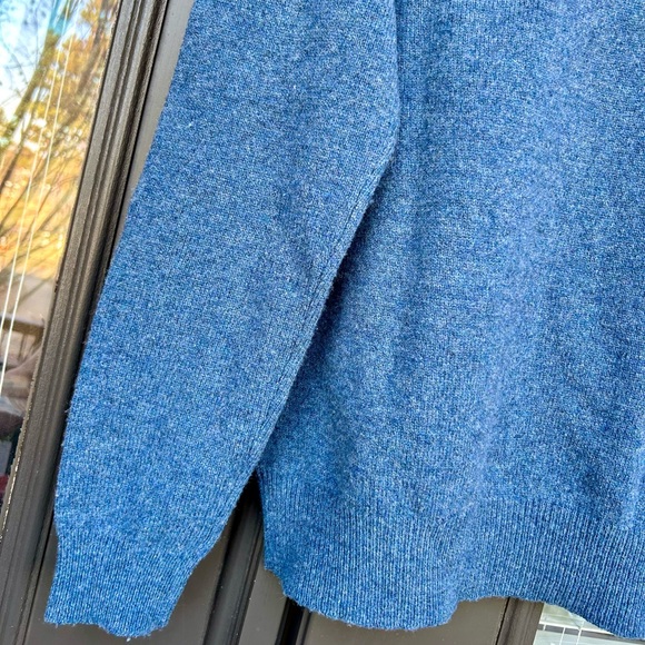 Polo Ralph Lauren 100% Lambs Wool Blue V-Neck Sweater - Men's Small - Picture 7 of 8